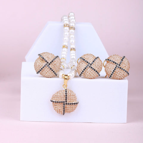 Premium quality Uncut Style Combo set with adjustable Ring