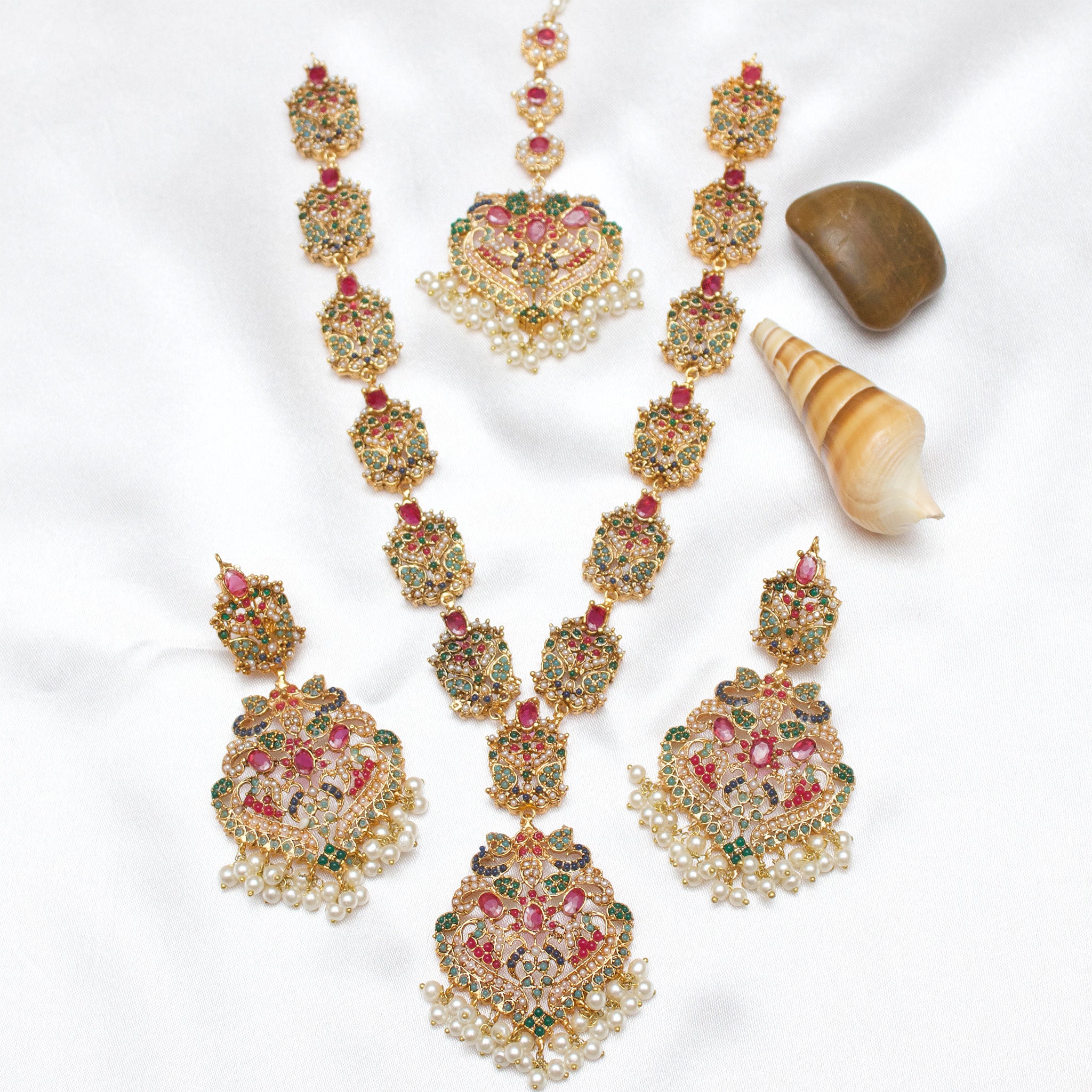 Buy Indian Jewelry Online in the UK – Kundan, Polki & Bridal