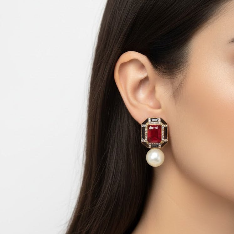 Sadaf Glow Studs - Riwaaj