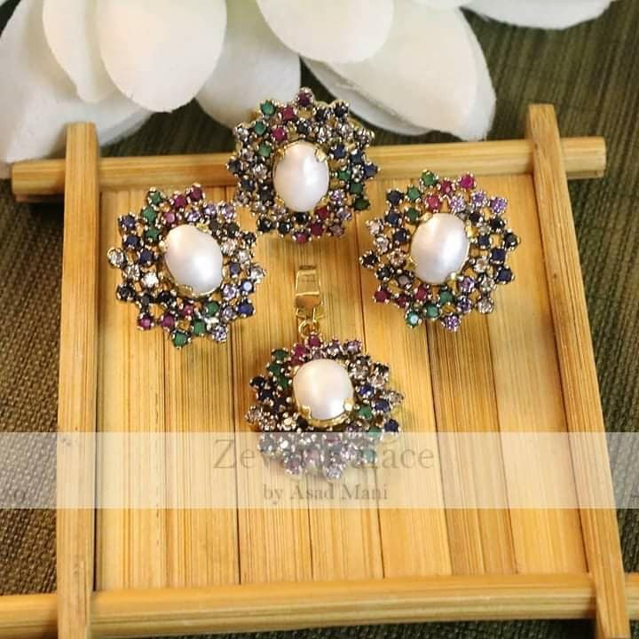 Mystic Glow Zircon Set