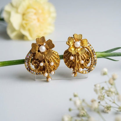 Vintage Bloom Crescent Earrings - Riwaaj