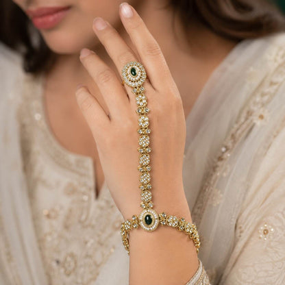 Sabz Noor Dark Green Kundan Pearl Hathphool 2