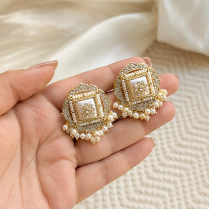 Sahar Kundan Pearl Fringe Stud Earrings - pearl solo editorial