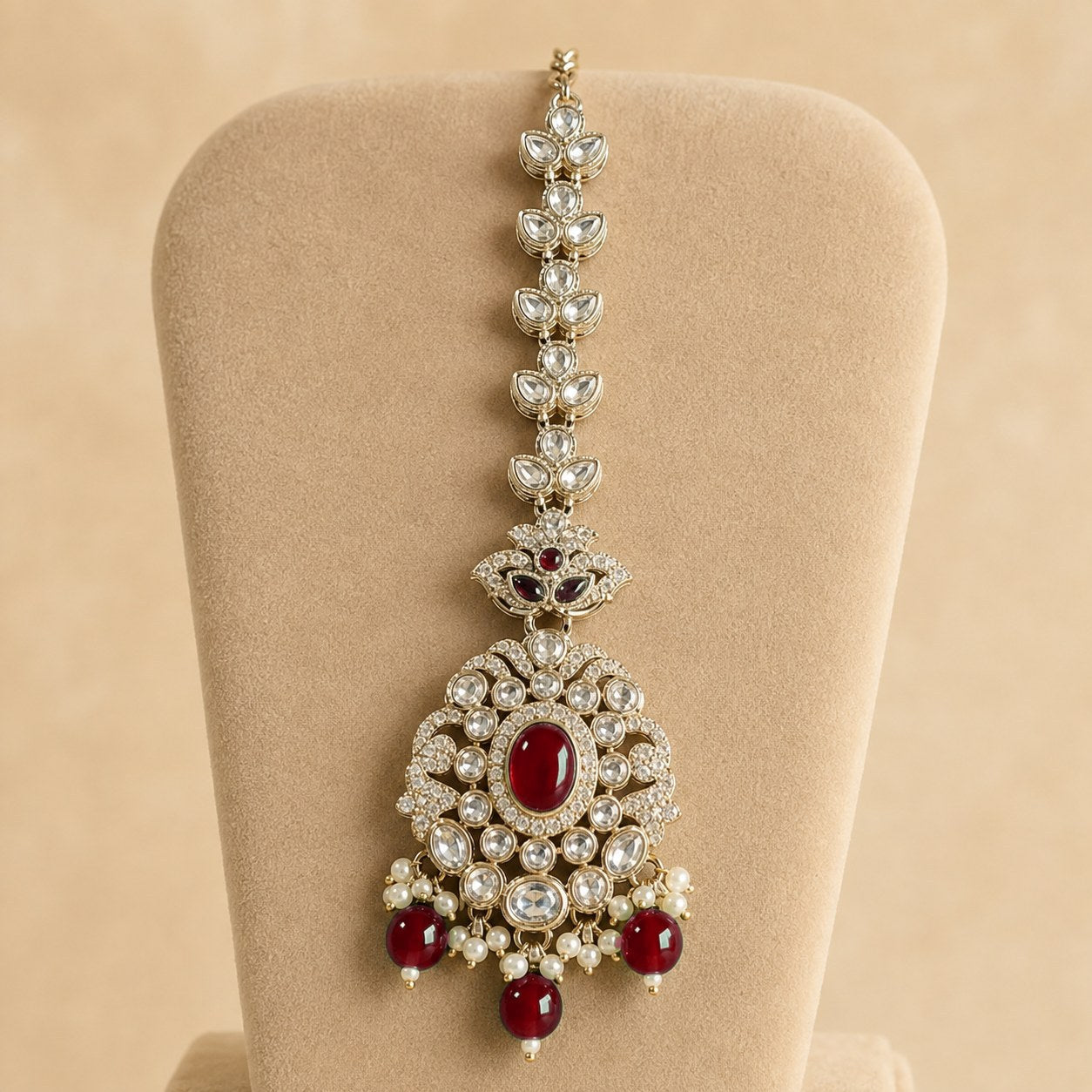 Noor-e-Mahal ruby red kundan bridal jewellery detail