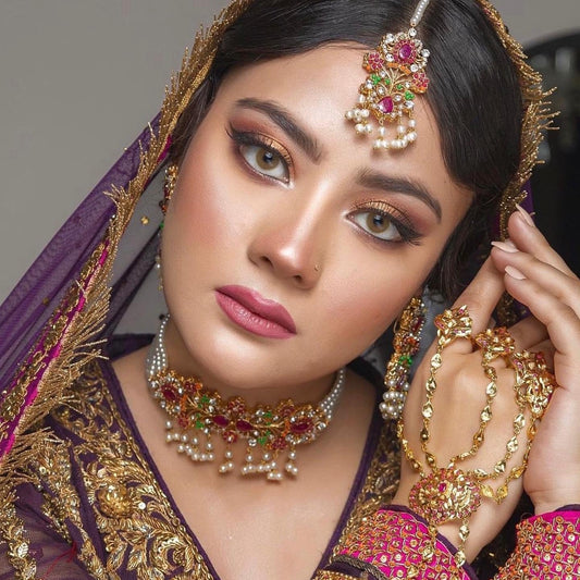 Handmade Navrattan Stones Set with Teeka