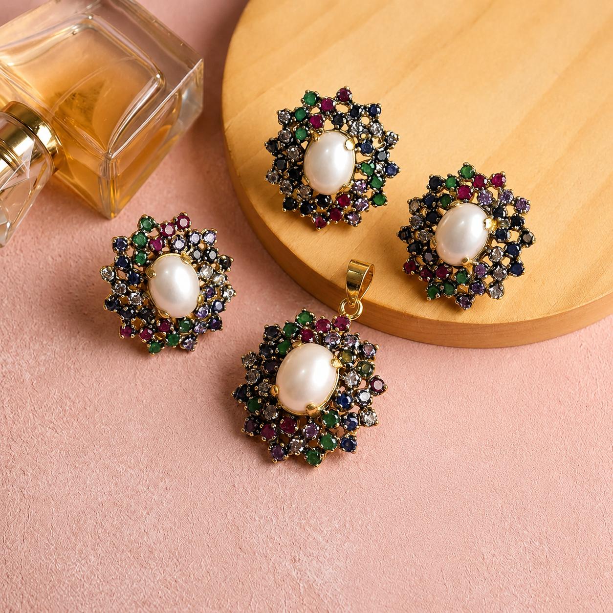 Mystic Glow Zircon Locket Set