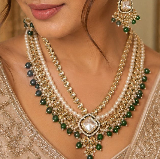 Kundan Pearl Mala Necklace Set with Teeka