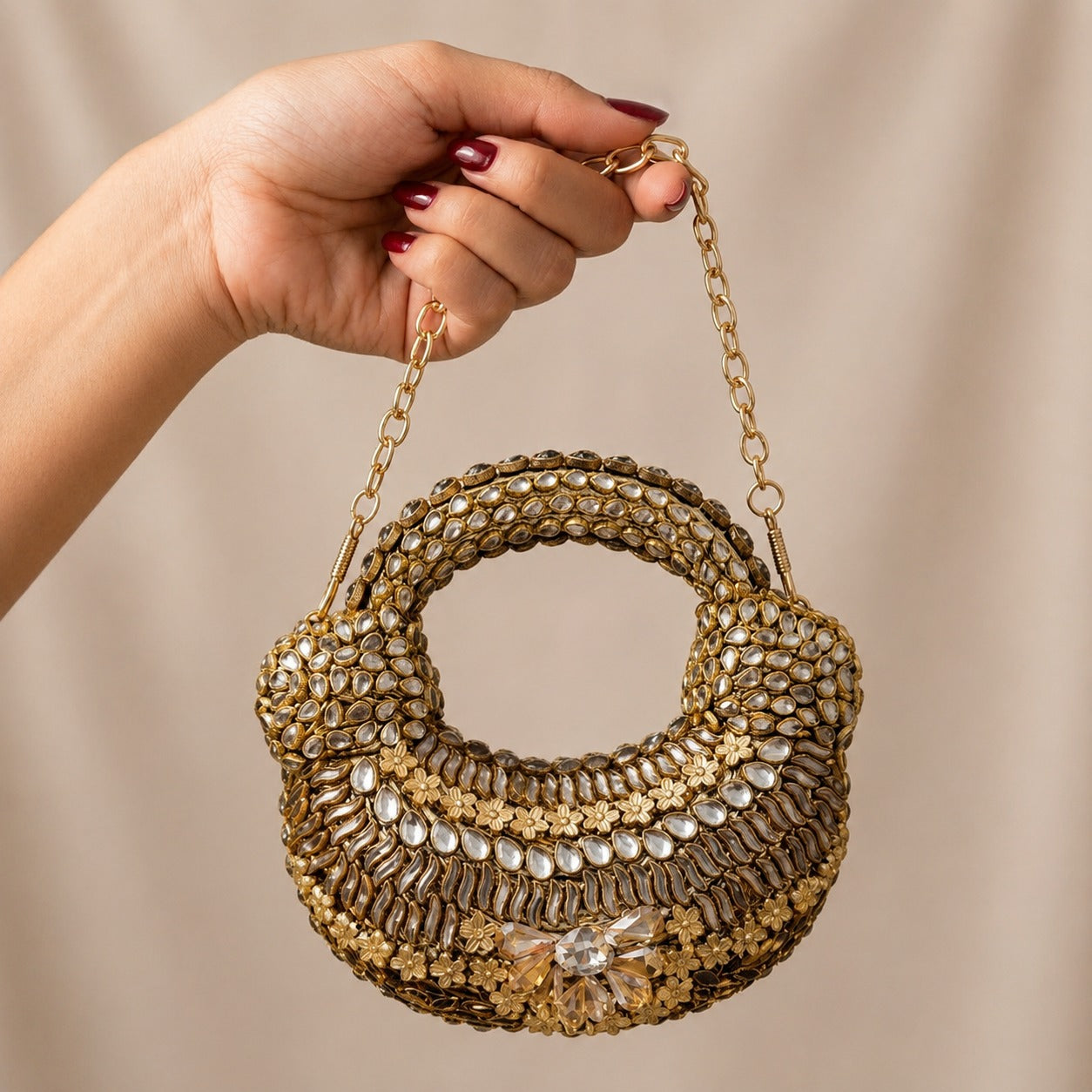 Artifact Luxe – Bridal Evening Bag with Chain