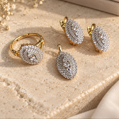 Noor-e-Mah Pave Locket Set