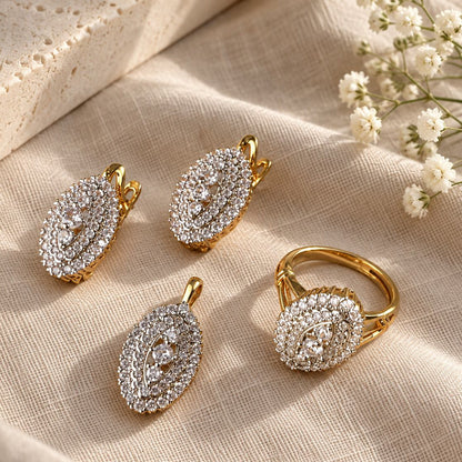 Noor-e-Mah Pave Locket Set