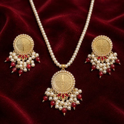 Noor-e-Chaar Qul Pearl Locket Set on maroon velvet