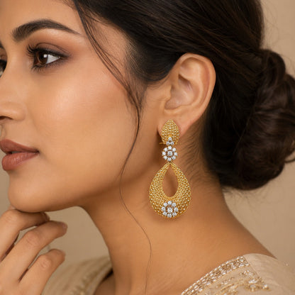 Gold Mesh Statement Necklace & Teeka Set